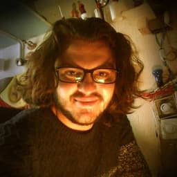 Hakanzorluer