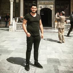 Suphi özdede